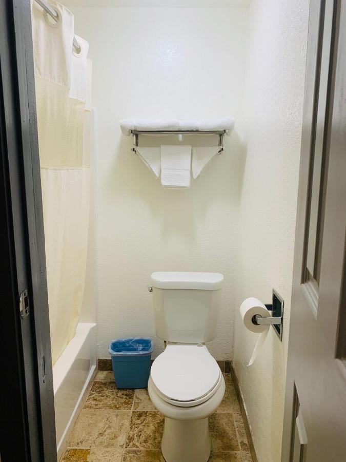 Relax Inn Motel Kountze ภายนอก รูปภาพ